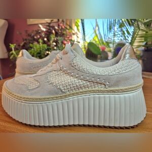 Dolce Vita Dandi Woven Lace-Up Platform Sneakers - Size 9.5
